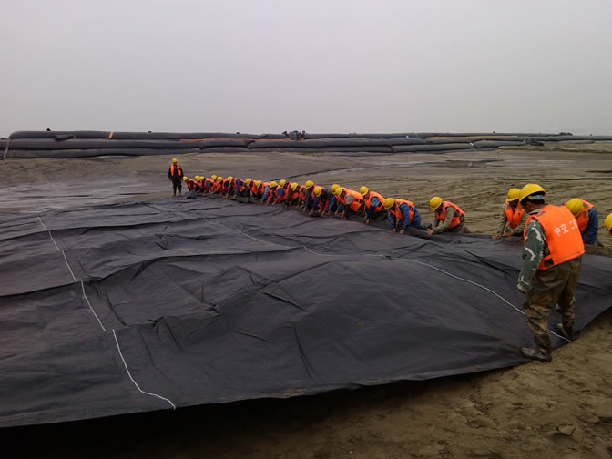 滬通鐵路長江大橋HTQ-1標(biāo)臨時工程記實(shí)報告